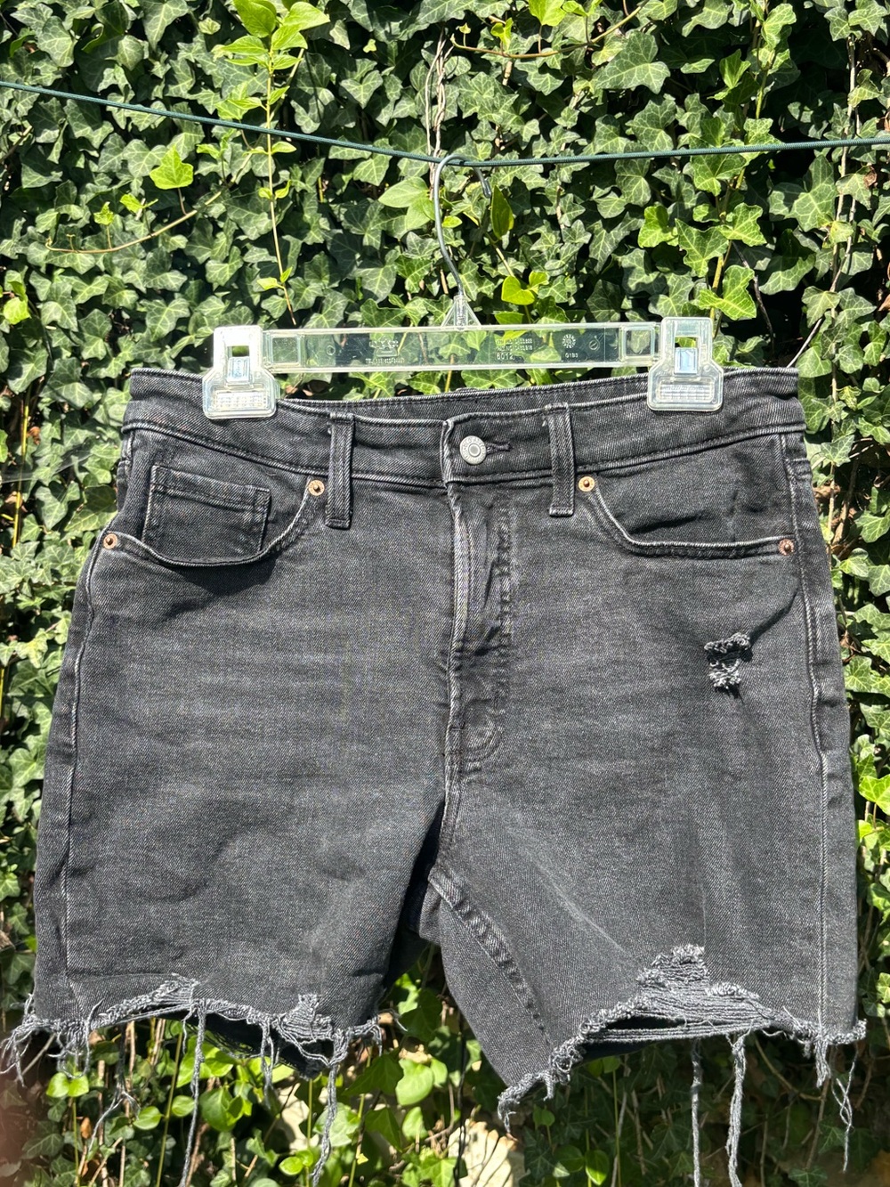 Old Navy Black High-Rise OG Straight Cut Off Size 10